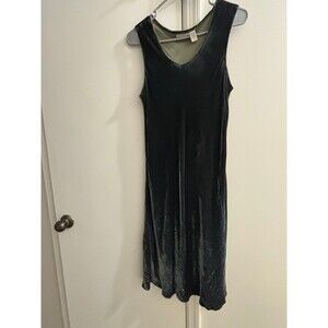 Putumayo Velvet Midi Dress